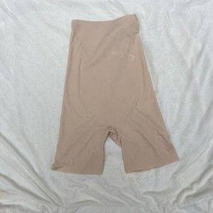 Spanx Sz M Thinstincts High Waisted Mid Thigh Shorts Soft Nude Shapewear